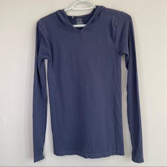 FP Movement by Free People Tops - FREE PEOPLE FP MOVEMENT SEAMLESS LONG SLEEVE LAYERING HOODIE TOP
